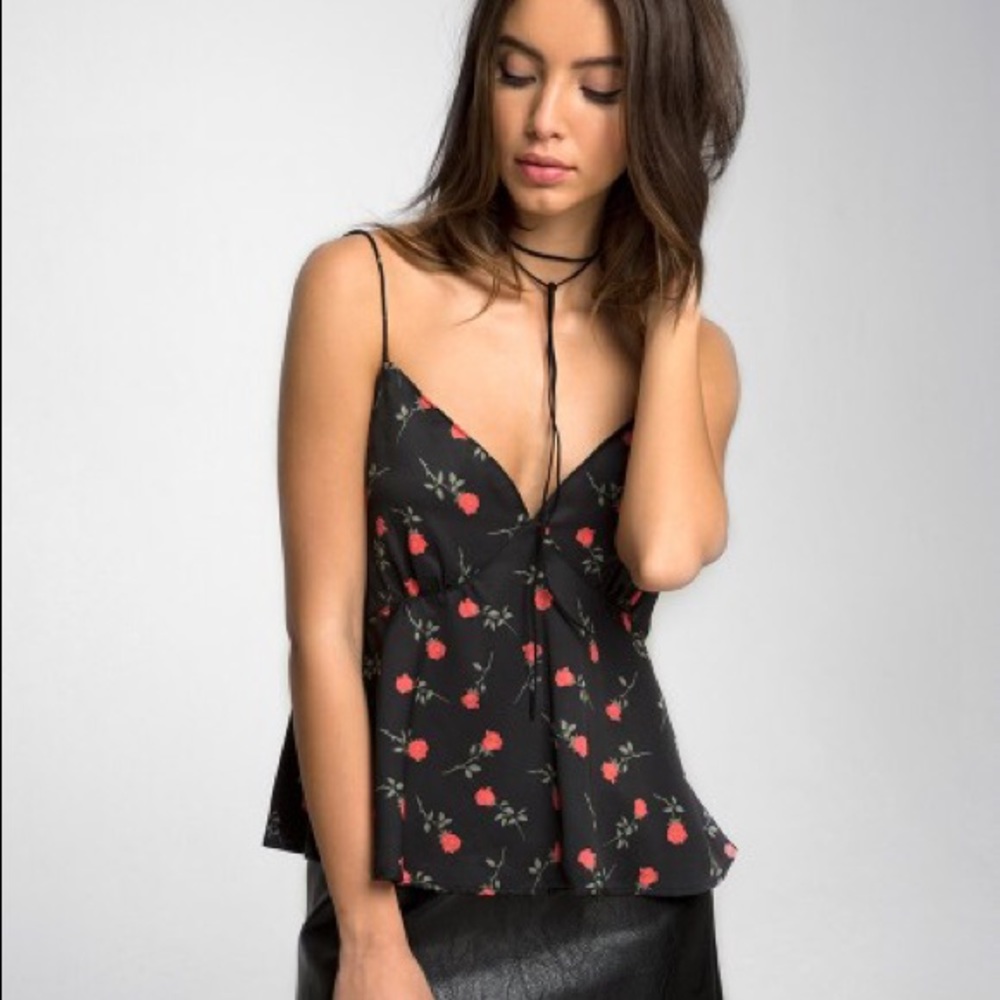 Motel Losa Cami Overlay Top In Flora